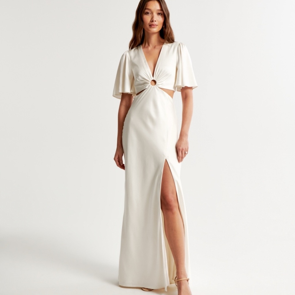 Abercrombie & Fitch Cream Maxi Dress with Ring Accent